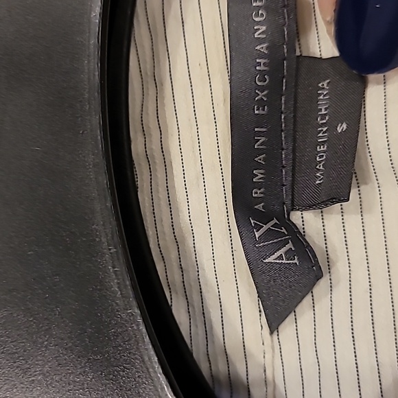 ARMANI EXCHANGE STRIPED SHIRT. SMALL - Picture 4 of 8